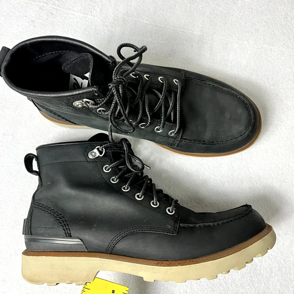 Sorel Boots Mens 9.5 Caribou Moc Black Nubuck Leather Waterproof Work Hiking